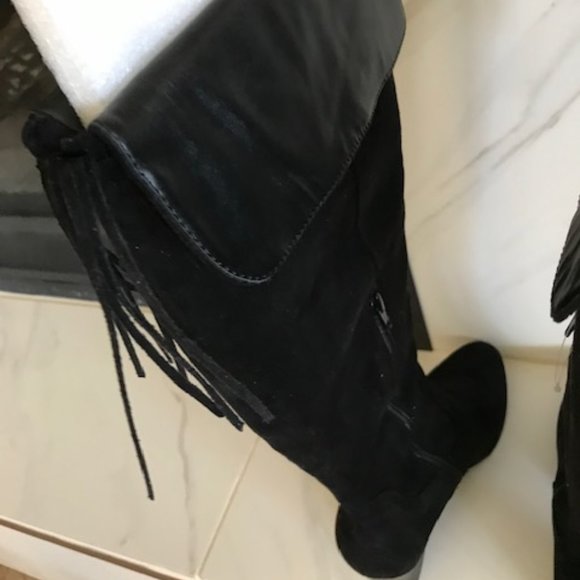 Long black faux suede boots - Picture 5 of 9